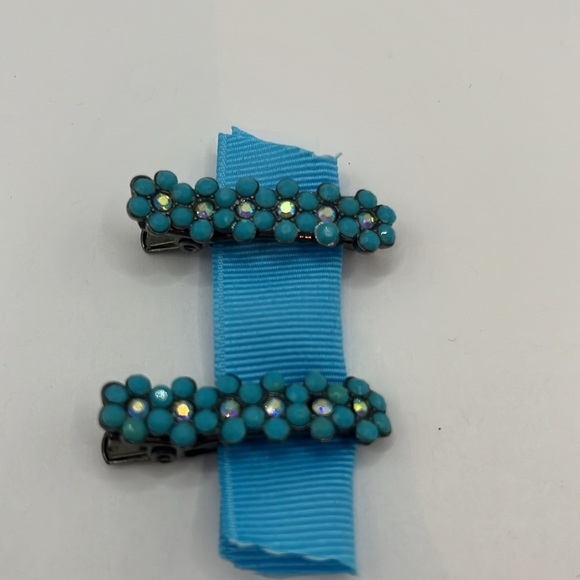 Stylish Hair Clips with Turquoise Floral Design Alligator Clips 8 Assortment - Picture 3 of 13